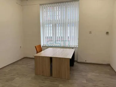 Na prenájom komerčné, 20 m², Žilina, Kálov