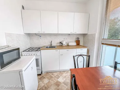 Na prenájom 2-izbový byt, 53 m², Bratislava-Nové Mesto, Sibírska