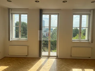 Lokale komercyjne na wynajem, Bratislava-Staré Mesto · €2072