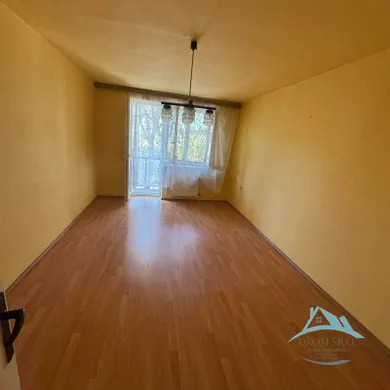 Na predaj 2-izbový byt, 63 m², Šahy, Gy. Szondyho