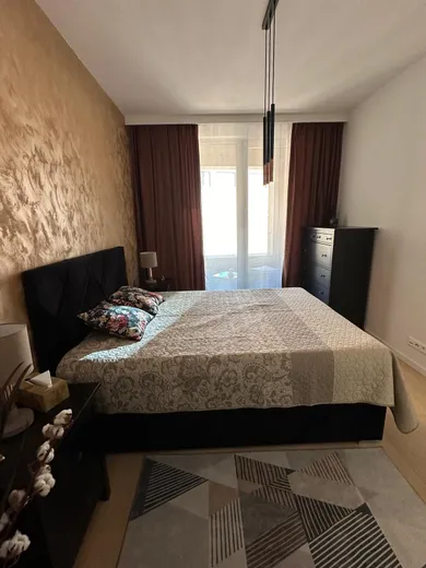 Na prenájom 2-izbový byt, 51 m², Bratislava-Staré Mesto, Čulenova