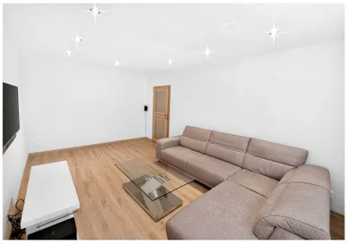 Na prenájom 2-izbový byt, 57 m², Banská Bystrica, Okružná