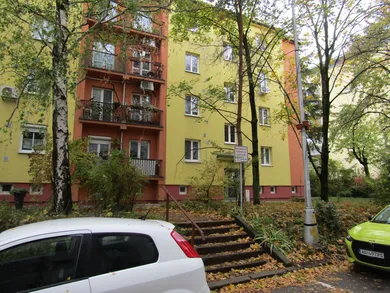 Byty na predaj 3-izbový, Bratislava-Nové Mesto · €235 000
