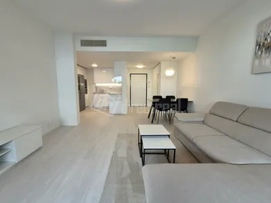 Na predaj 3-izbový byt, 74 m², Bratislava-Nové Mesto, Na varte