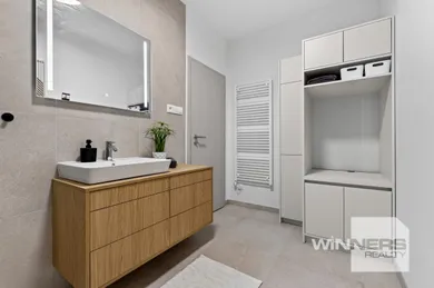 Na predaj 2-izbový byt, 67 m², Trnava, Generála Goliána