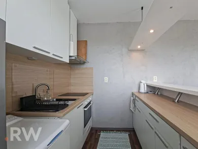 Na prenájom 2-izbový byt, 40 m², Bratislava-Dúbravka, Pri Kríži