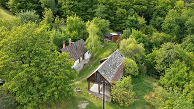 Na predaj pozemok, Nová Baňa