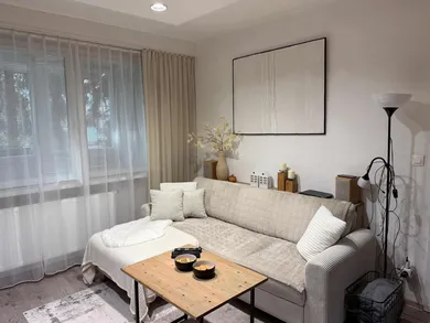 Na predaj 4-izbový byt, 75 m², Bratislava-Dúbravka, Saratovská
