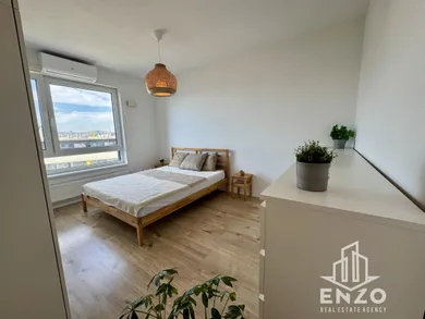 Na prenájom 3-izbový byt, 81 m², Bratislava-Ružinov, Hraničná
