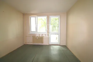 Na predaj 4-izbový byt, 85 m², Dolný Kubín
