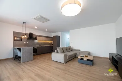 Na prenájom 2-izbový byt, 70 m², Bojnice, Ulica Podskalné