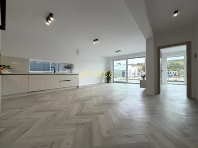 Na prenájom 3-izbový byt, 87 m², Bardejov, Opálová