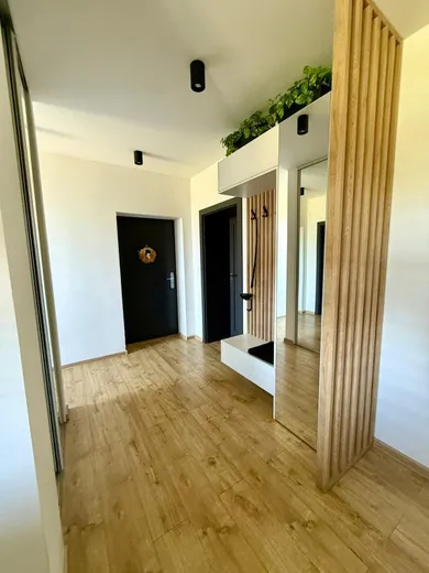 Na predaj 2-izbový byt, 96 m², Nové Mesto nad Váhom, Trenčianska