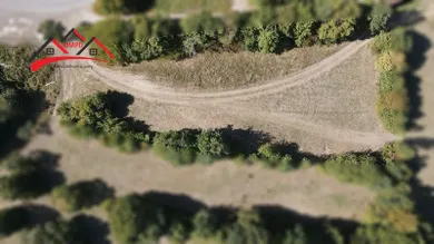 Na predaj pozemok, 36 m², Prievidza, Lesná