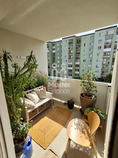 Mieszkania na sprzedaż, 4-pokojowe, Trenčín · €249 000