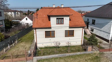 Domy na sprzedaż, 3-pokojowe, Borský Mikuláš · €165 900
