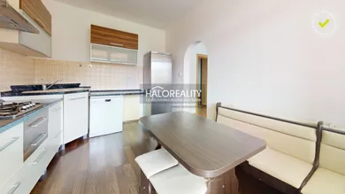 Na predaj 3-izbový byt, 69 m², Levoča, Jána Francisciho
