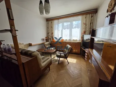 Byty na predaj 3-izbový, Hlohovec · €110 000