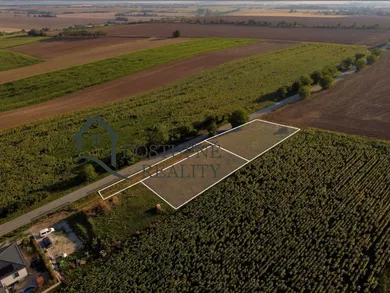 Na predaj pozemok, 82 m², Nitra, Bratislavská