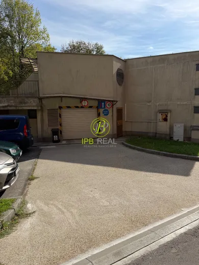 Na predaj objekt, 17 m², Bratislava-Dúbravka, Bagarova