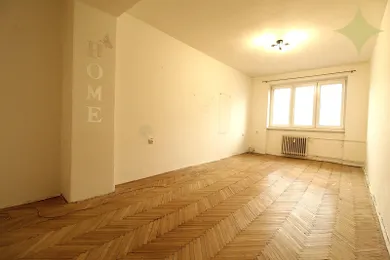 Na predaj 2-izbový byt, 55 m², Liptovský Mikuláš, Hurbanova
