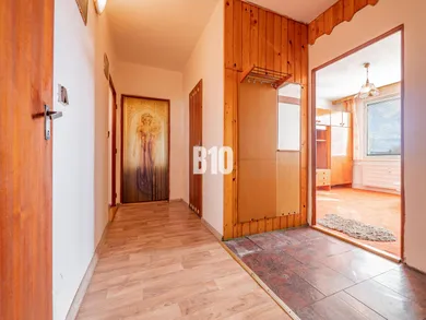 Na predaj 2-izbový byt, 62 m², Nitra