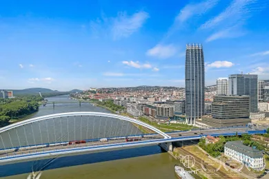 Квартиры в аренду, 2-комнатные, Bratislava-Ružinov · €1 200
