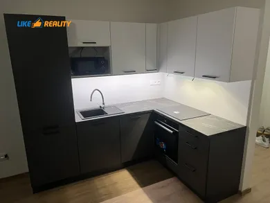 Na prenájom 1-izbový byt, 38 m², Považská Bystrica