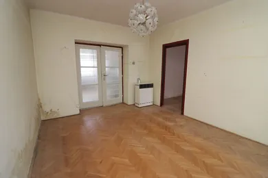 Byty na predaj 2-izbový, Dubnica nad Váhom · €107 000