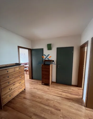 Na prenájom 3-izbový byt, 72 m², Banská Bystrica, Sitnianska