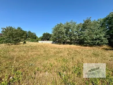 Na predaj pozemok, Hurbanovo, Novozámocká
