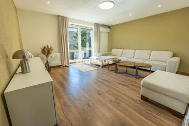 Na prenájom 3-izbový byt, 83 m², Prievidza, M. R. Štefánika