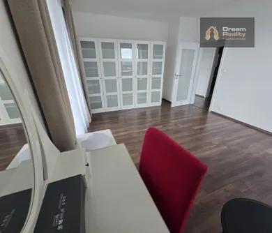 Na prenájom 3-izbový byt, 103 m², Žilina, Tajovského