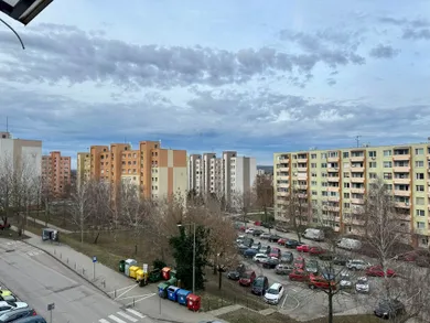 Na predaj 3-izbový byt, 76 m², Štúrovo, F. Rákócziho