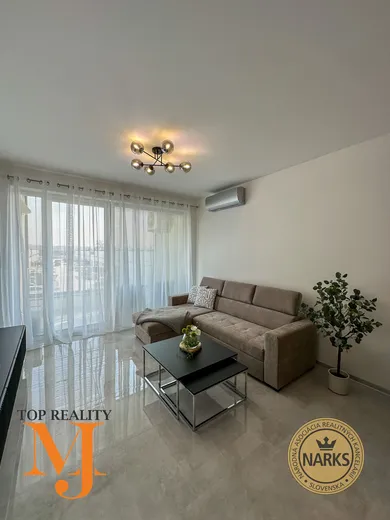 Na prenájom 2-izbový byt, 52 m², Sereď, Hornočepeňská