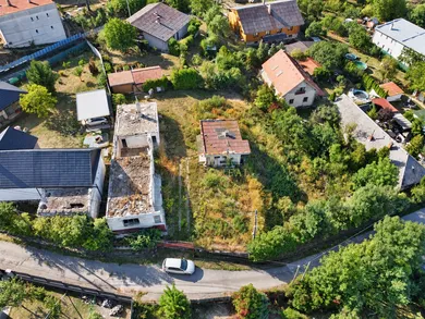 Na predaj pozemok, Nižná Myšľa, strmá