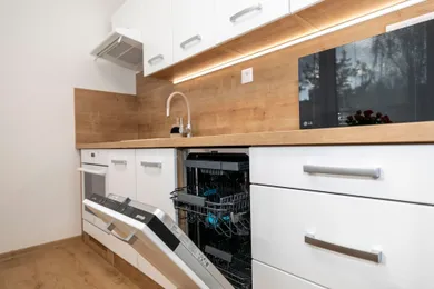 Byty na prenájom 1-izbový, Zvolen · €540
