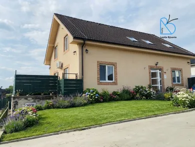 Domy na sprzedaż, Veľký Lapáš · €244 900