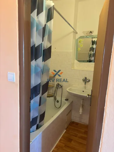 Na prenájom 2-izbový byt, 57 m², Prešov, Levočská