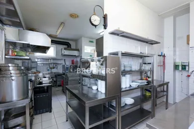 Na predaj objekt, 180 m², Bratislava-Petržalka, Rusovská cesta