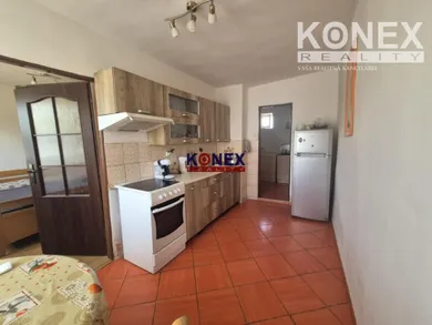 Na predaj dom, 677 m², Veľké Kapušany, Zelená