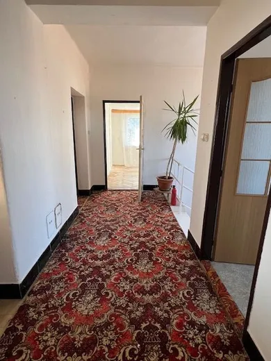 Na predaj 4-izbový dom, 188 m², Bzovská Lehôtka