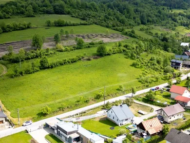 Na predaj pozemok, 917 m², Horný Vadičov