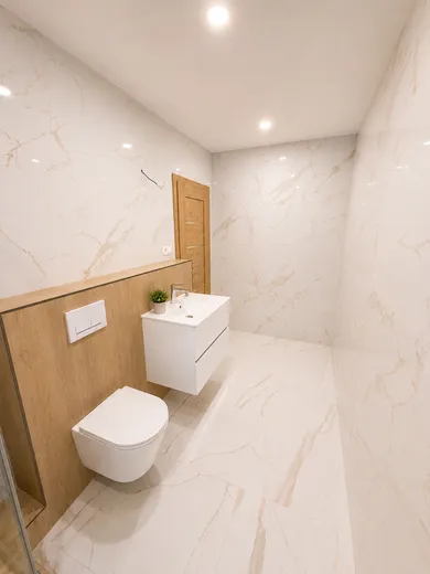Na predaj 2-izbový byt, 57 m², Nové Zámky, Cyrilometodská