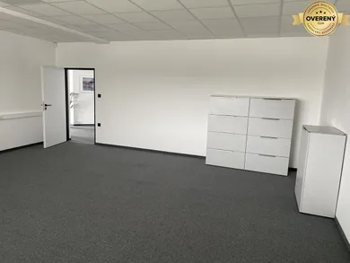 Komerčné priestory na prenájom, Senec · €460