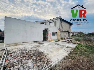Na predaj dom, 120 m², Nitra, Hlavná