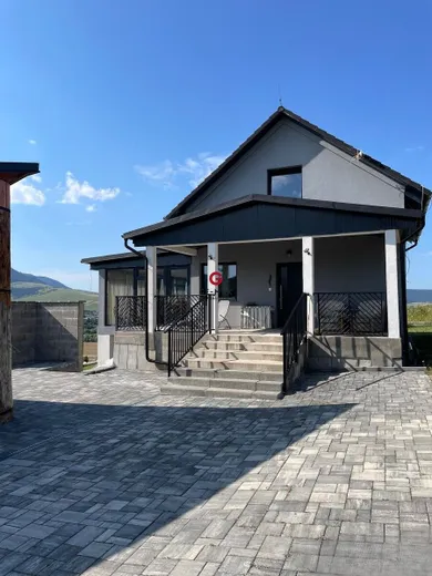 Na predaj dom, 154 m², Brezovica