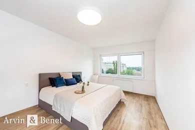 Na prenájom 3-izbový byt, 110 m², Bratislava-Staré Mesto