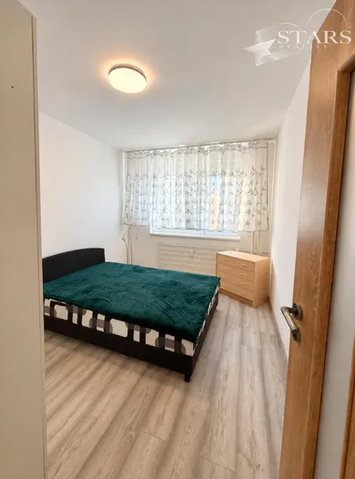 Mieszkania na wynajem, 2-pokojowe, Nové Zámky · €600
