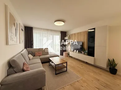 Mieszkania na sprzedaż, 4-pokojowe, Trenčín · €298 200